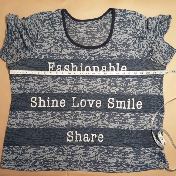 T shirt 👕 - Picture 8 of 9